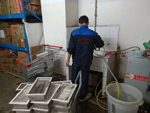 石龙风管清洗消毒-石龙空调清洗-东莞风口清洗