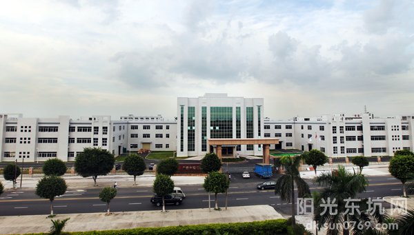 广东中德电缆有限公司邀请我公司水处理技术人员到现场对工业循环水处理技术指导-东莞空调水处理-石碣循环水处理-石碣空调清洗