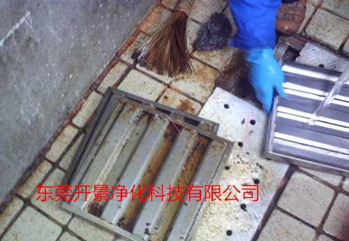 油烟风管清洗-油烟管道清洗-排油烟管道清洗